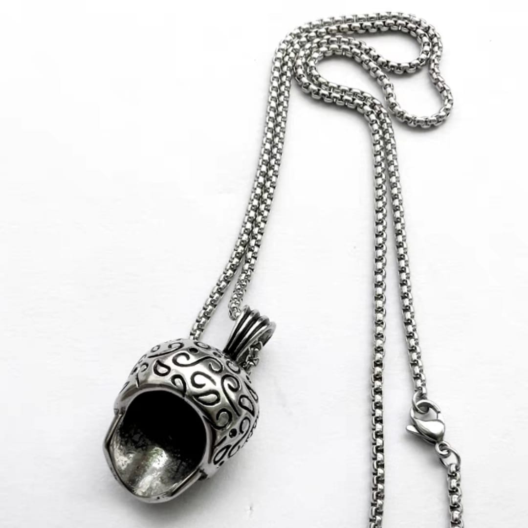 Green-Eyed Hip-Hop Skull Hip-Hop Pendant