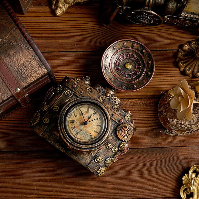 Vintage Steampunk Camera Clock