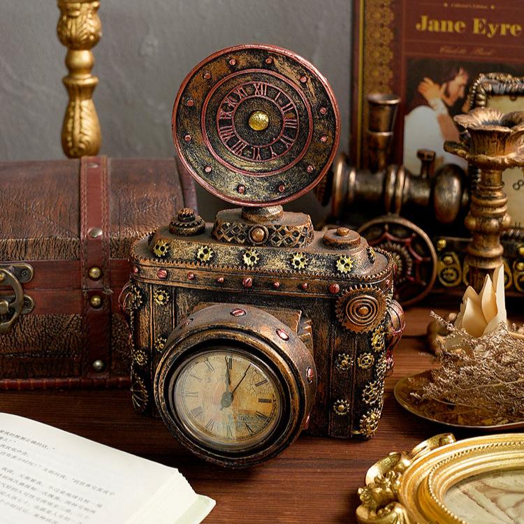 Vintage Steampunk Camera Clock