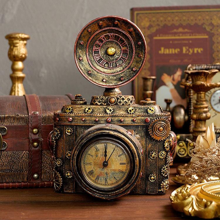 Vintage Steampunk Camera Clock